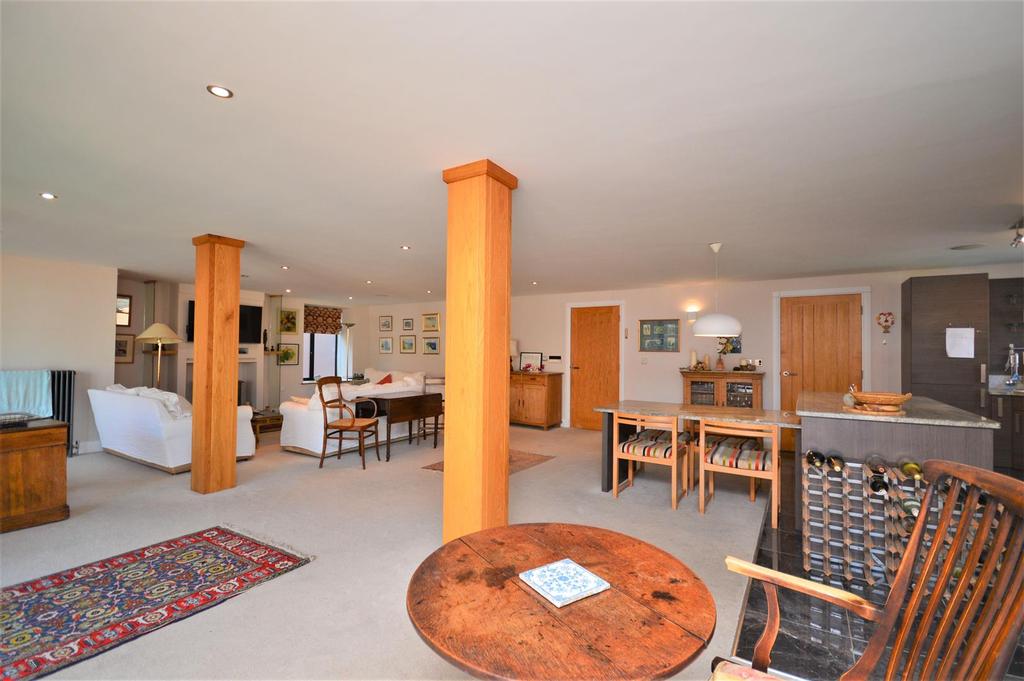 05 open plan.JPG