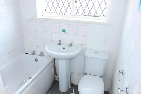 104 Coleshill Road, Atherstone, CV9 2AF