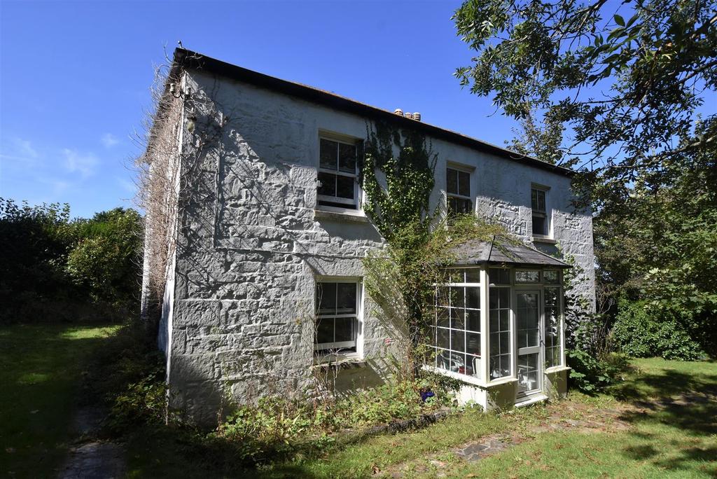Barncoose Lane, Illogan Highway, Redruth 4 bed detached house £600,000