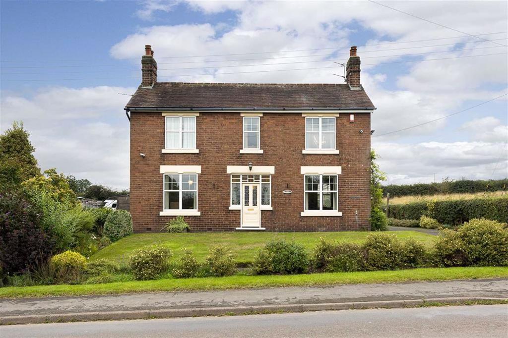 Alsager Road, Audley, Stoke On Trent 2 bed detached house £350,000