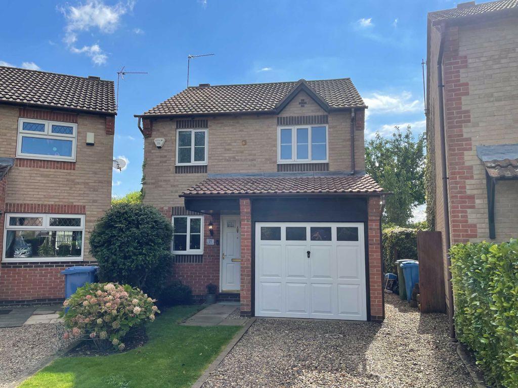 Augustus Drive, Brough 3 bed detached house £215,000