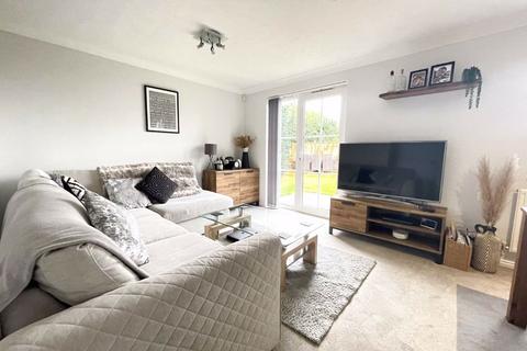 21 Augustus Drive, Brough, HU15 1DH