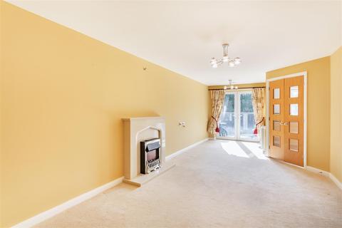 1 bedroom apartment for sale - Thackrah Court, Squirrel Way, Shadwell, Leeds