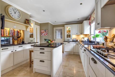 Downland House Beach Road, Woolacombe, EX34 7BT