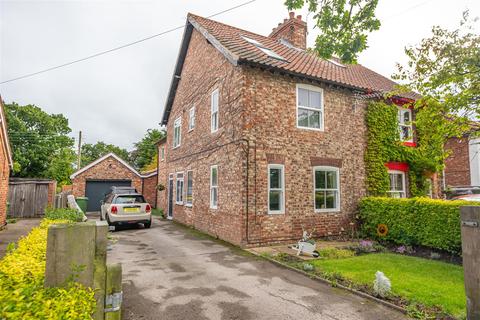 5 bedroom semi-detached house for sale - Hopgrove Lane North, York