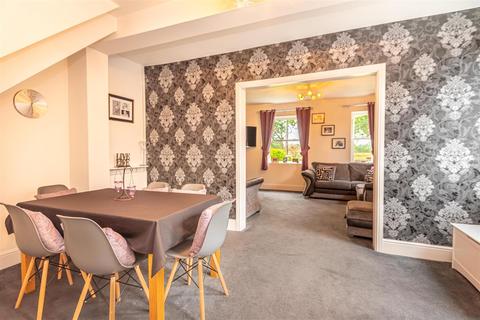 5 bedroom semi-detached house for sale - Hopgrove Lane North, York