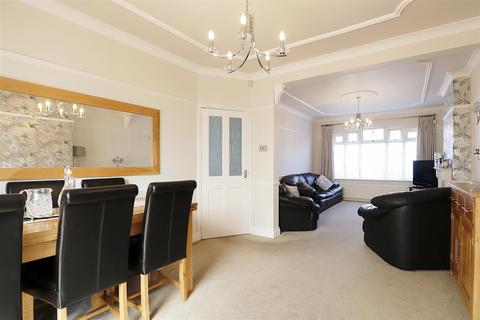 39 Madison Crescent, Bexleyheath, DA7 5SY