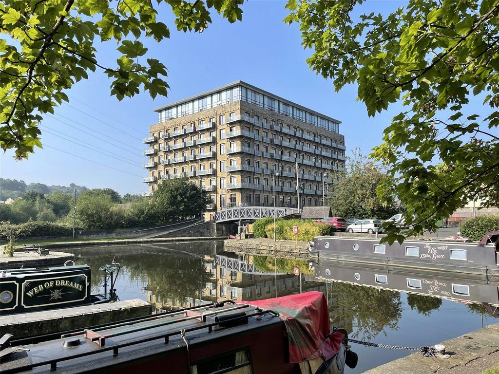 Huddersfield Road, Brighouse, West... 2 bed apartment to rent £825