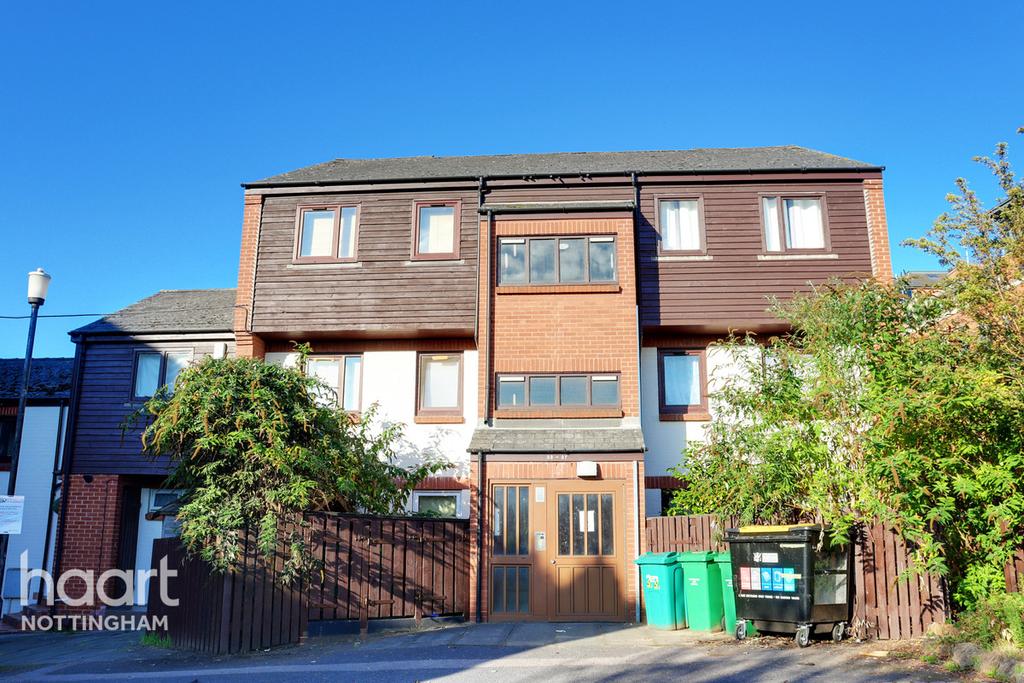 Carter Gate, Nottingham 2 bed apartment £130,000