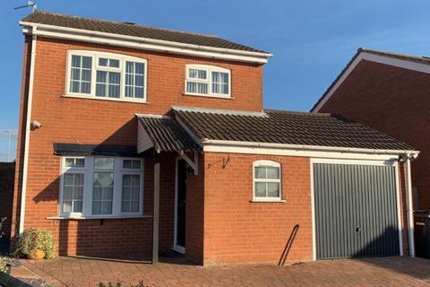 3 bedroom detached house to rent, Tennyson Way, Melton Mowbray, LE13