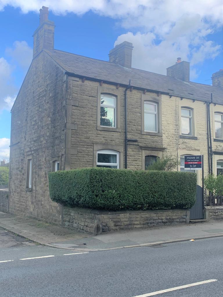 Essex Street, Barnoldswick... 3 bed end of terrace house £675 pcm (£