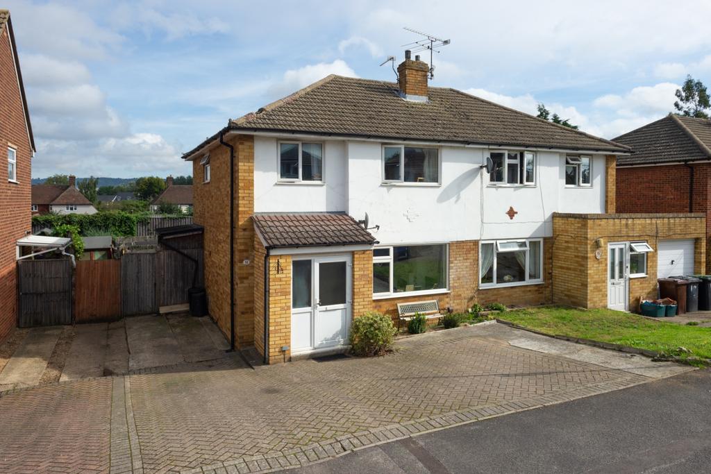 Robson Drive, Aylesford 3 bed semidetached house £325,000
