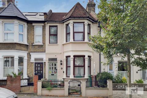18 Jersey Road, London, E11 4BL