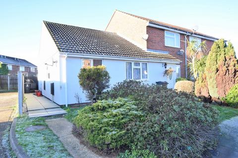 8 Caterham Close, Clacton-on-sea, CO16 8FL