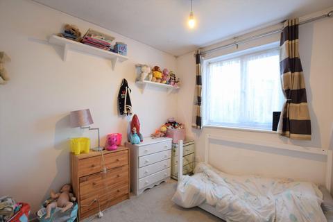 8 Caterham Close, Clacton-on-sea, CO16 8FL
