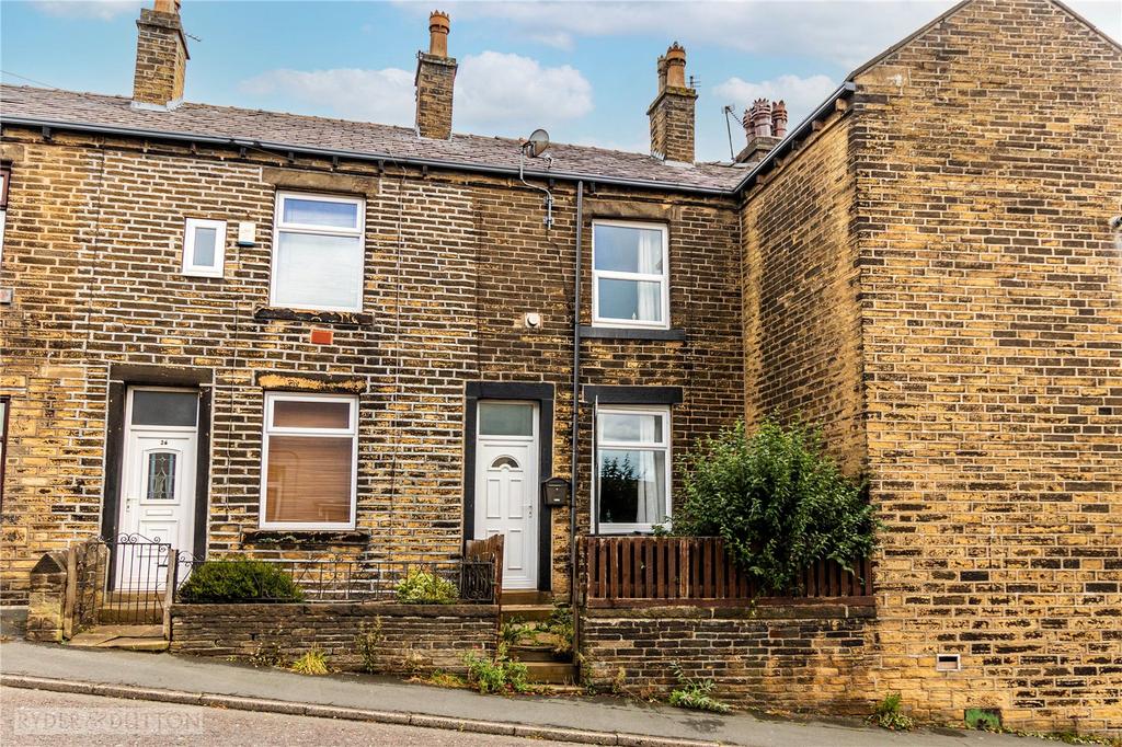Milton Place, SOWERBY BRIDGE, West Yorkshire, HX6 2 bed terraced house £90,000
