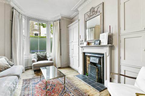 13 Osterley Road, London, N16 8SN