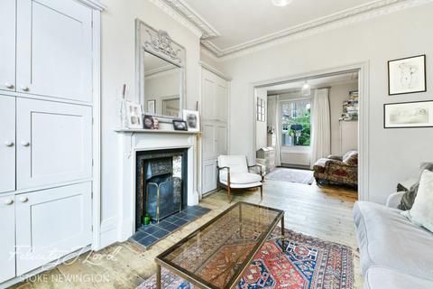 13 Osterley Road, London, N16 8SN