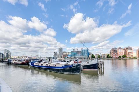2 bedroom flat for sale, Molasses House, Clove Hitch Quay, London