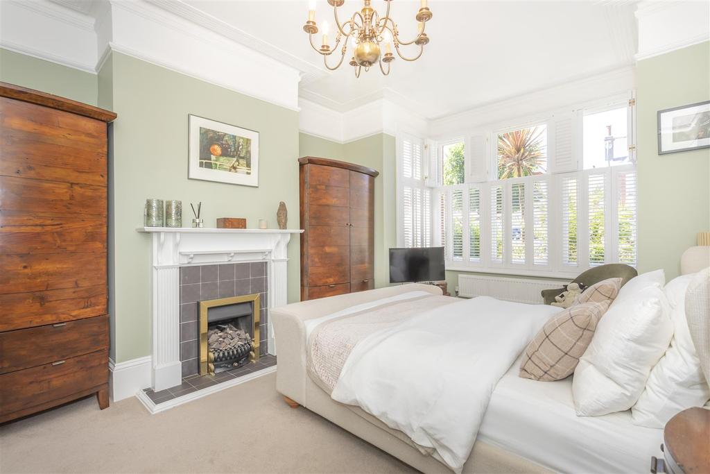 Carlisle Road, Hove 2 bed apartment £675,000