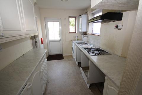 6 Bryony Close, Uxbridge, UB8 3RB
