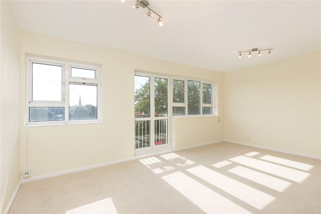 Peldon Court, Sheen Road, Richmond... 2 bed flat - £390,000