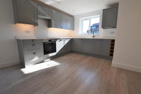 28 Stillman Close, Withywood, Bristol, BS13 8NS