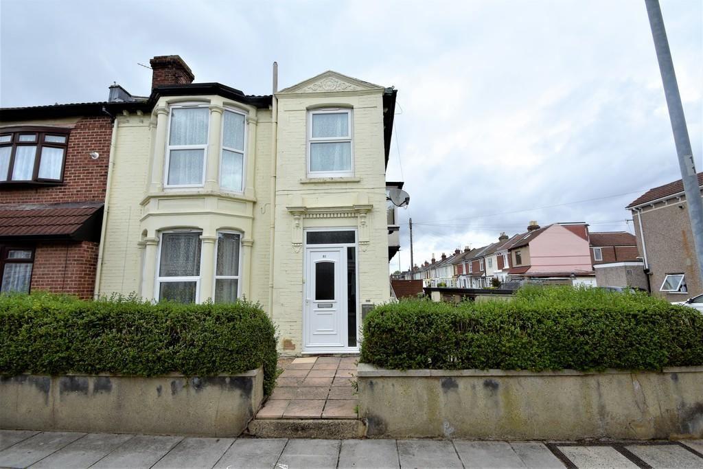 Chichester Road, Portsmouth... 2 bed terraced house £170,000