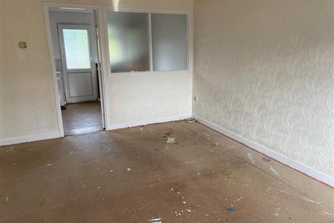 1 Bannatyne Close, Manchester, M40 3TD