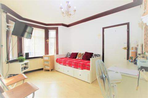 108 Stanley Road, Harrow, HA2 8AZ