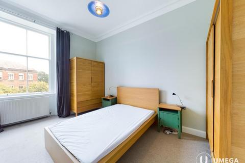 1 bedroom flat to rent, Duke Street, Leith, Edinburgh, EH6