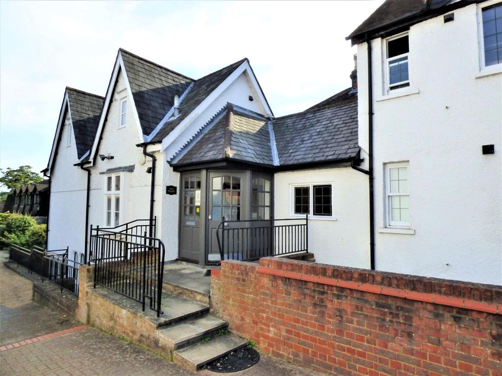 LEATHERHEAD 1 bed flat £1,075 pcm (£248 pw)