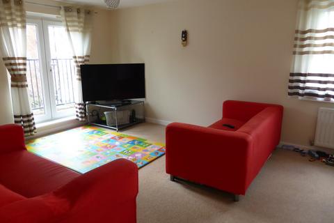 2 bedroom flat to rent, Woodfield Lodge, Crawley