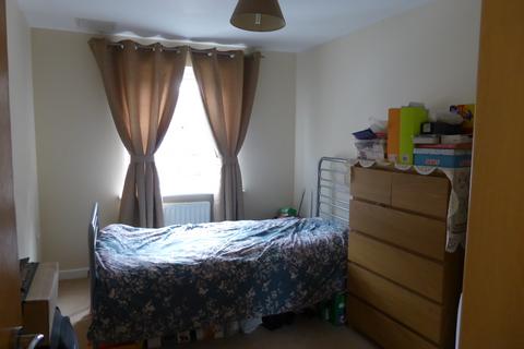 2 bedroom flat to rent, Woodfield Lodge, Crawley