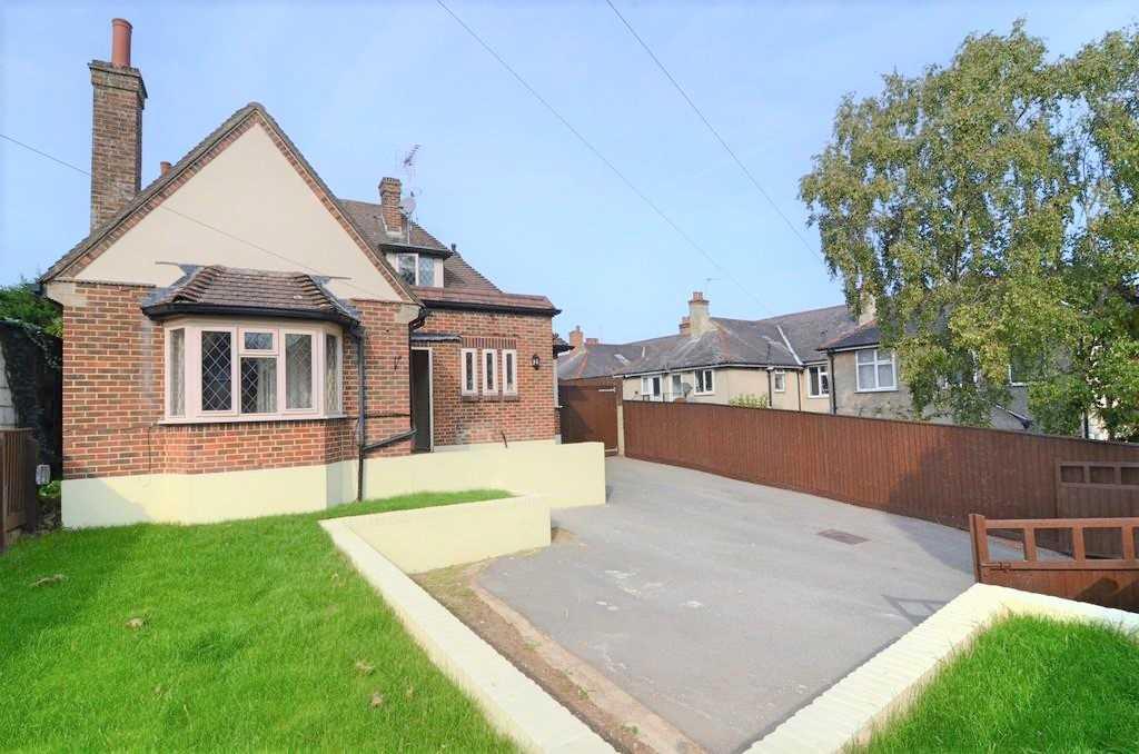 Pinewood Avenue, Northbourne, Bournemouth 4 bed bungalow £450,000