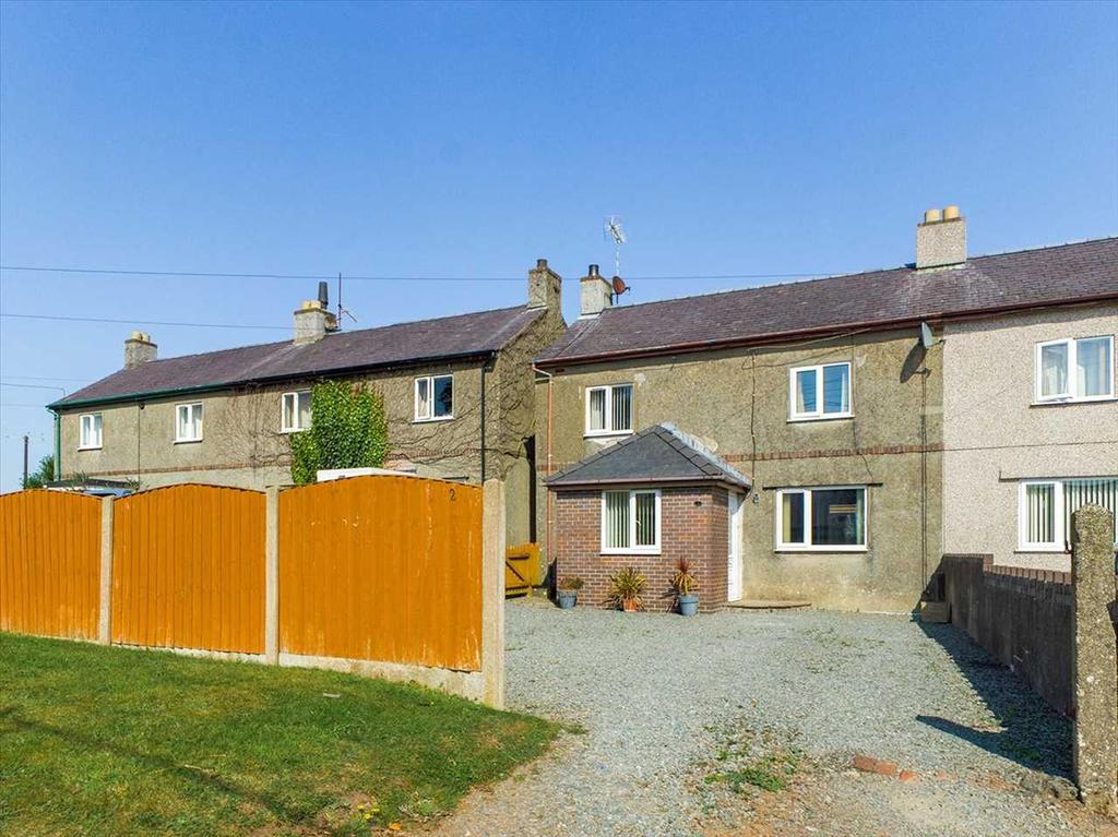Ffingar, Llanddaniel, Isle Of Anglesey 3 bed semidetached house £235,000