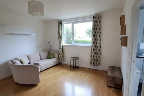 2 bedroom flat to rent, Broomhill Road, Garthdee, Aberdeen, AB10