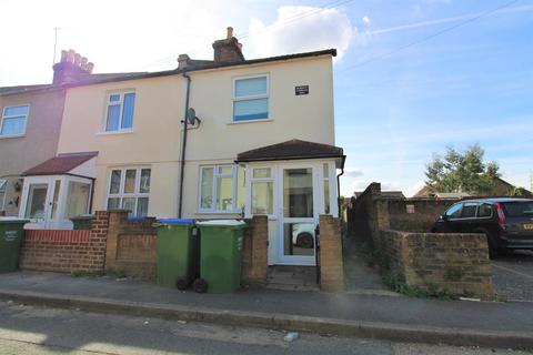2 Stonecroft Road, Erith, DA8 1HP