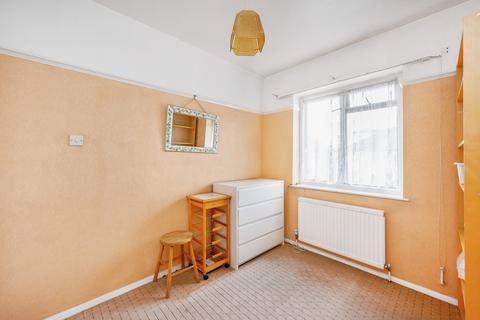 38 Friars Way, London, W3 6QE