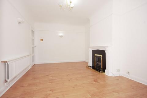 4 bedroom end of terrace house to rent, Durley Avenue, Pinner HA5