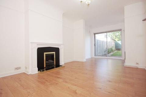 4 bedroom end of terrace house to rent, Durley Avenue, Pinner HA5