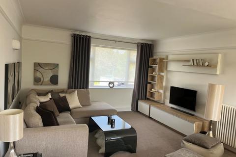 2 bedroom flat for sale, Lambs Close, Cuffley