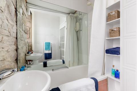 4 Dean Path Buildings, Edinburgh, EH4 3AZ