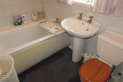 66 Upperwood Road, Darfield, Barnsley, S73 9QD