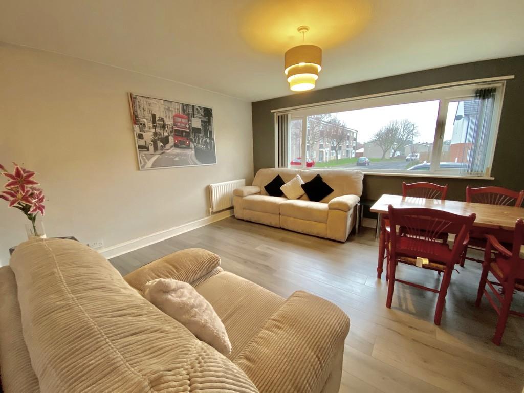 Meadow Lane, Dunston 2 bed apartment £595 pcm (£137 pw)