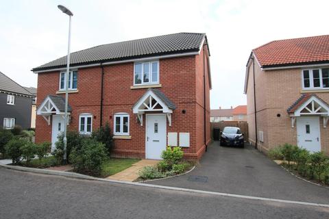 13 Algar Close, Dunmow, CM6 4AF