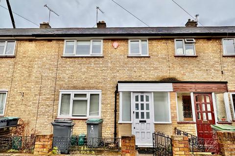 3 bedroom terraced house to rent, Farrant Avenue, London N22