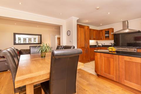 27 Brook Road, Epping, CM16 7BT