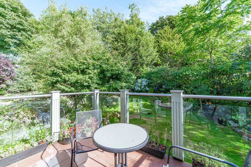 Balcony off kit
