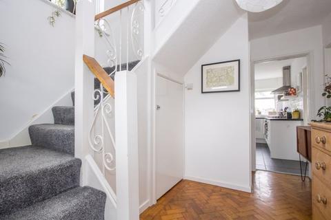 28 Beechwood Drive, Penarth, CF64 3QZ